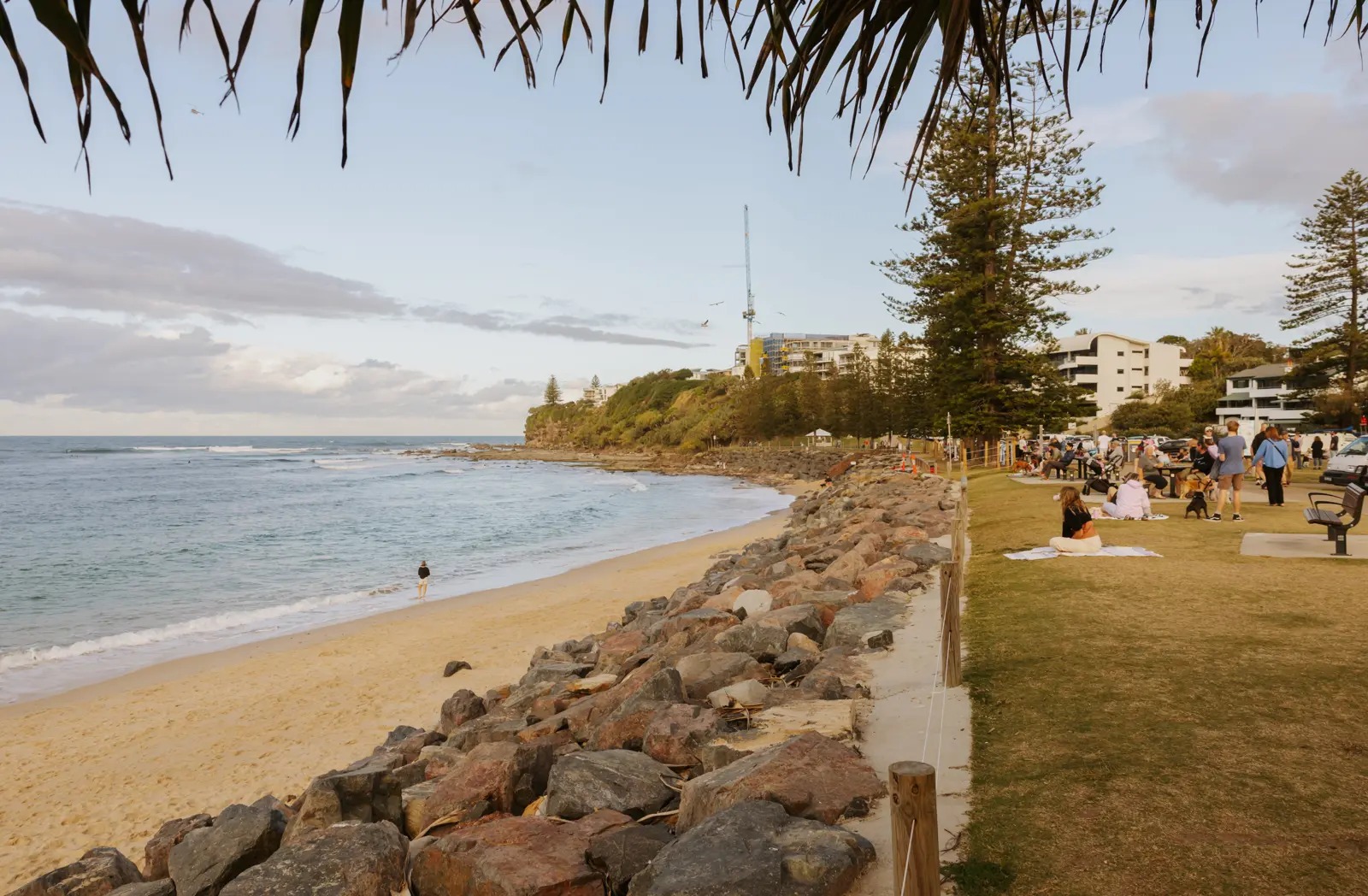 BOM Forecast Gives Sunshine Coast Monday Showers, South-Easterly Swell And Lighter Tuesday Seas