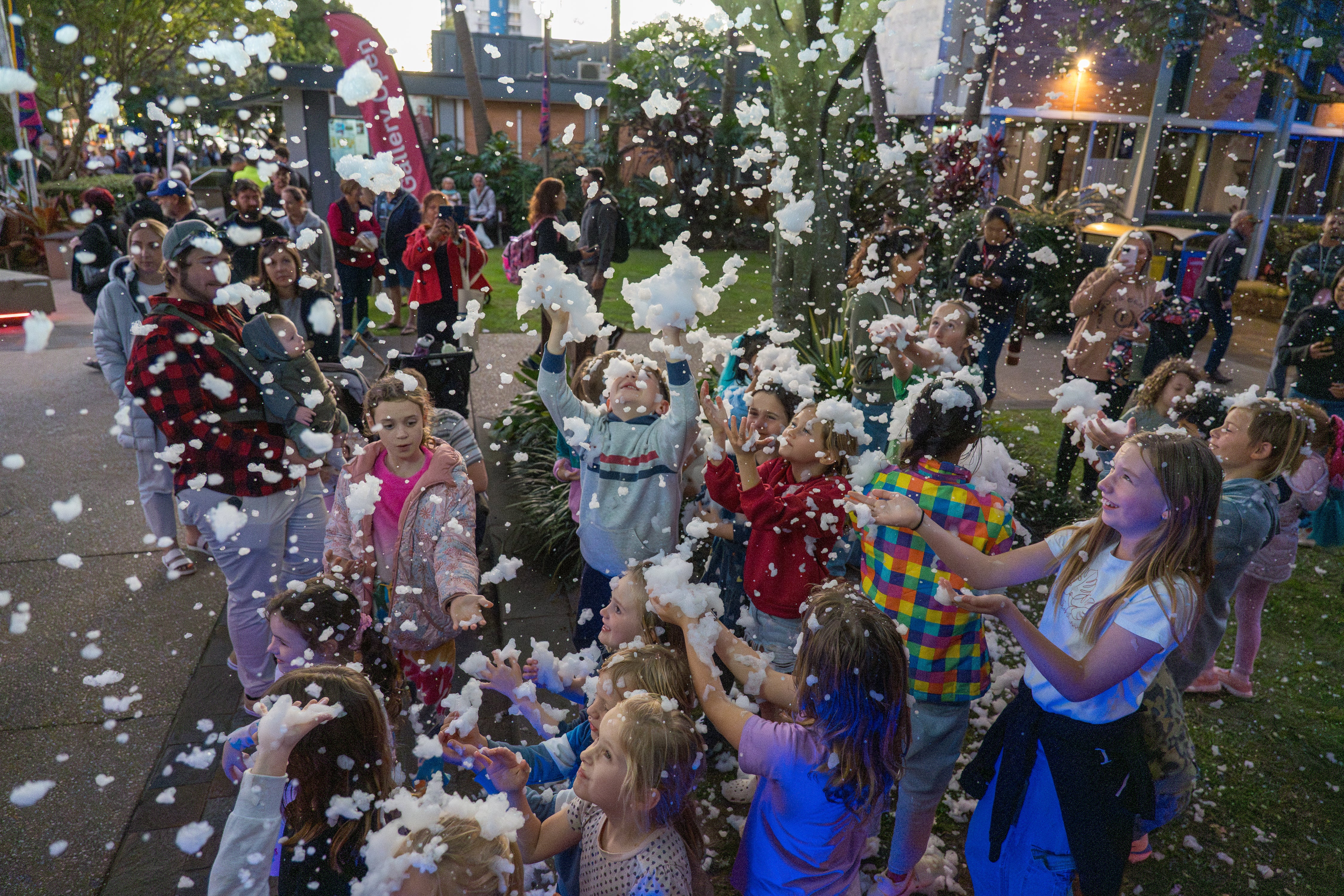 Caloundra Winter Wunderland Brings Snow And Night Trading To Bulcock Street